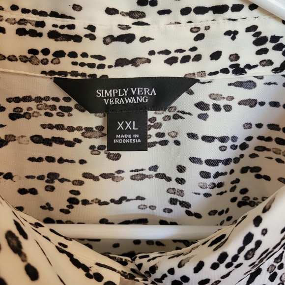 Black & Cream Blouse - Picture 3 of 6